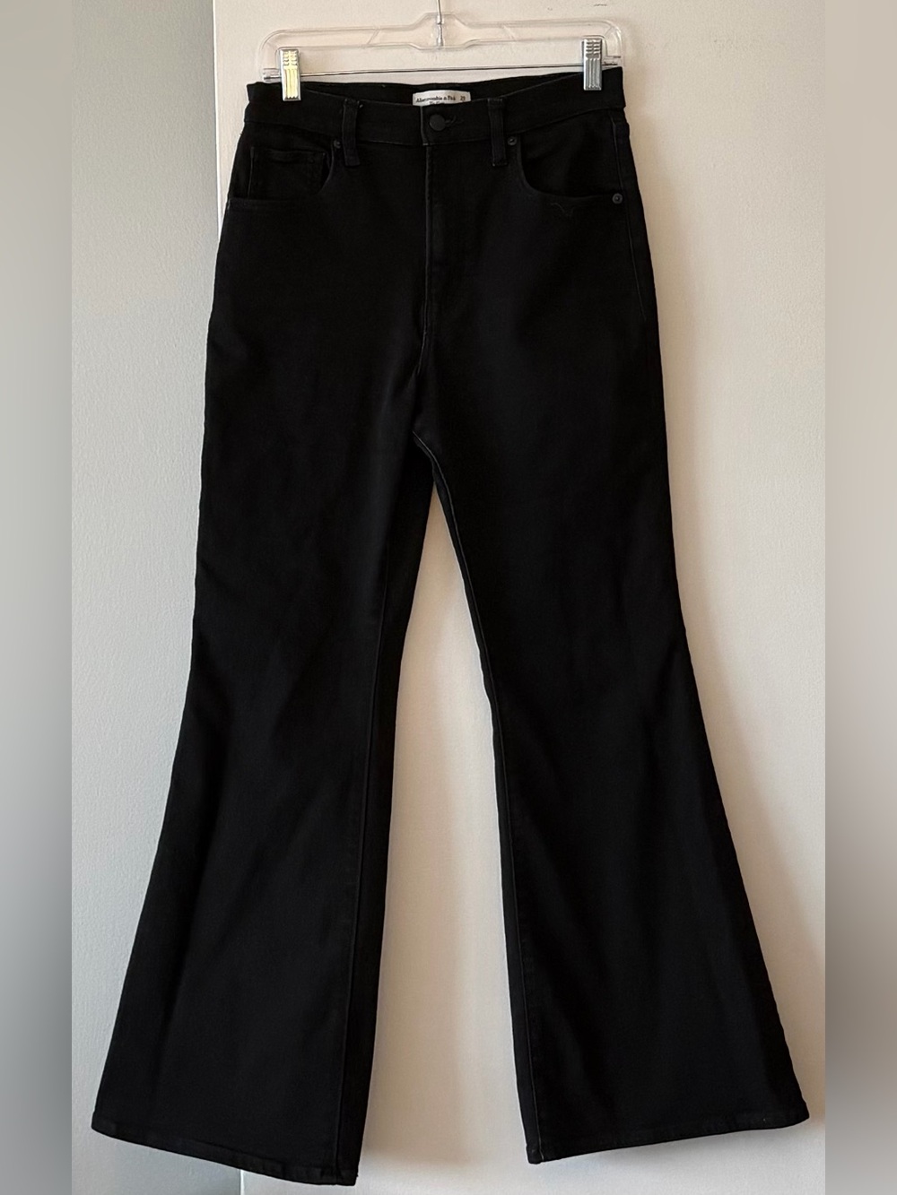 Abercrombie & Fitch The Flare Ultra High Rise Black Jeans 29 / 8S Short